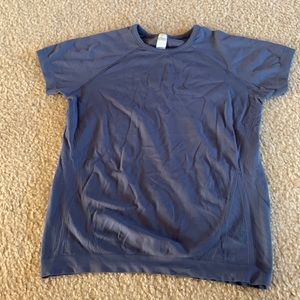 Athleta girl shirt